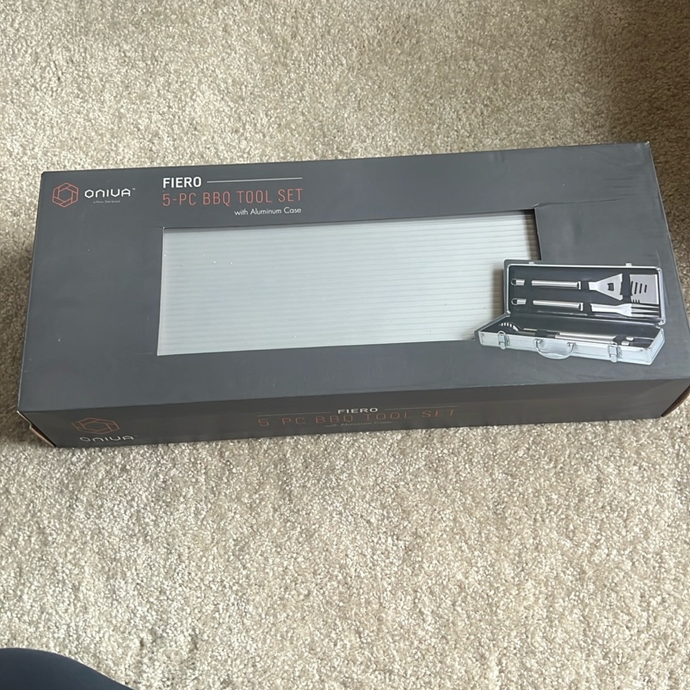 ONIVA - a Picnic Time Brand Fiero 5-Piece Deluxe BBQ Tool Set in Carry Case